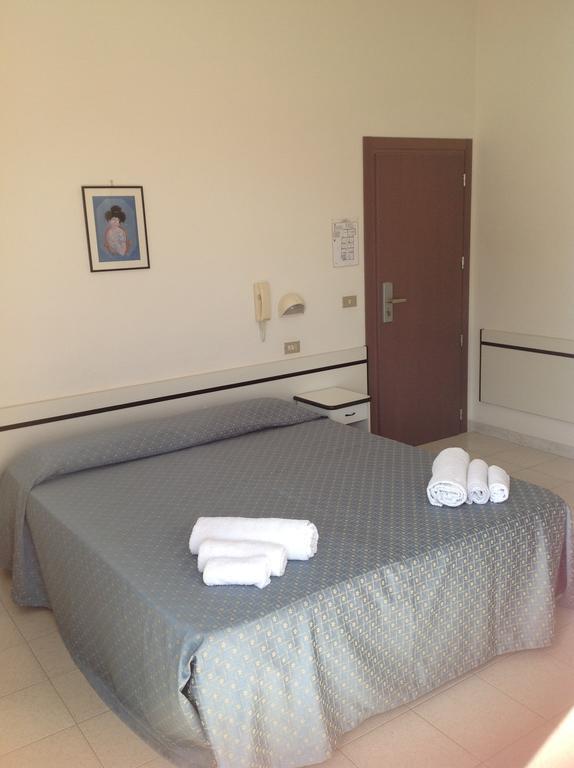 Hotel Villa Domiziana Rimini Zewnętrze zdjęcie