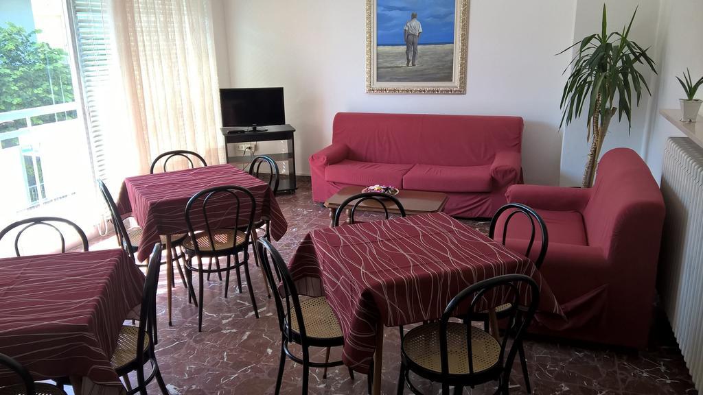 Hotel Villa Domiziana Rimini Zewnętrze zdjęcie