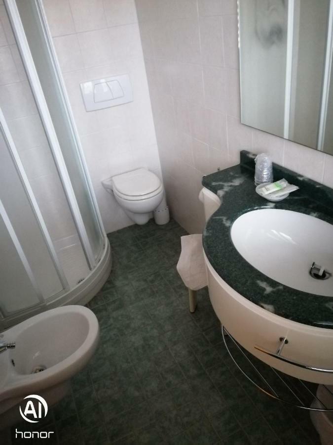 Hotel Villa Domiziana Rimini Zewnętrze zdjęcie